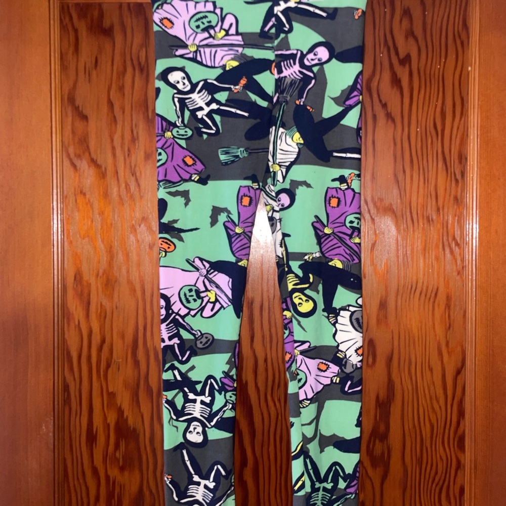 Halloween!! Kids LuLaRoe Green and Black Leggings Halloween